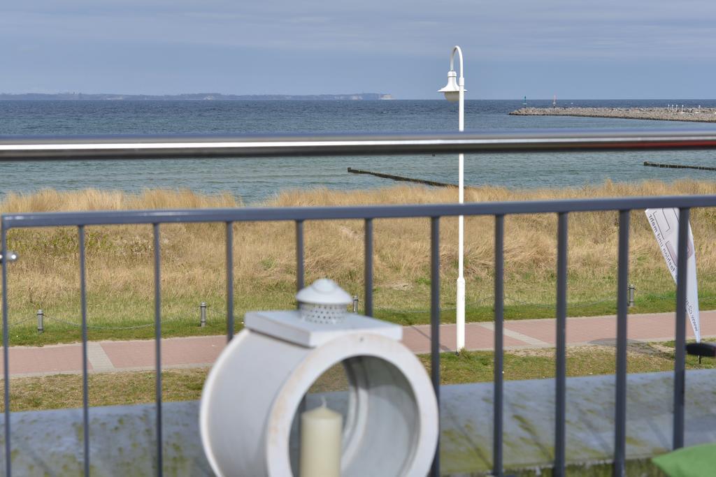 Ferienwohnung Traumstrand グロヴェ エクステリア 写真